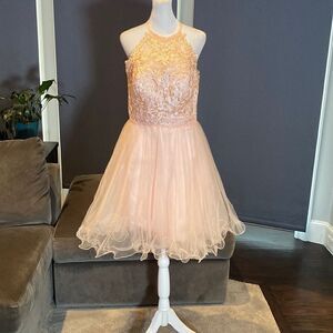 Women’s Short Prom Party Homecoming Dress Zip Up Back Size M NWT